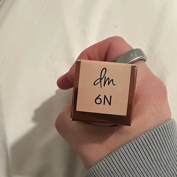 Danessa Myricks Beauty Yummy Skin Serum Foundation - 6N - Picture 2 of 4